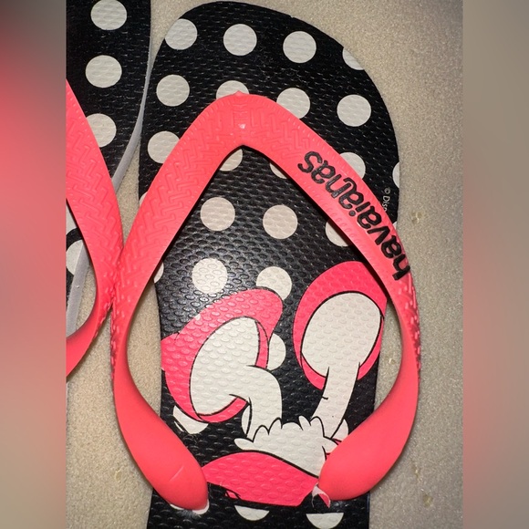 Minnie Mouse Havianas size 7 - Picture 2 of 5